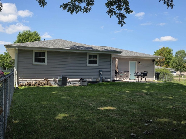 1431 Chatham, JANESVILLE, Wisconsin 53546, 3 Bedrooms Bedrooms, ,1 BathroomBathrooms,House,For Sale,Chatham,202604812