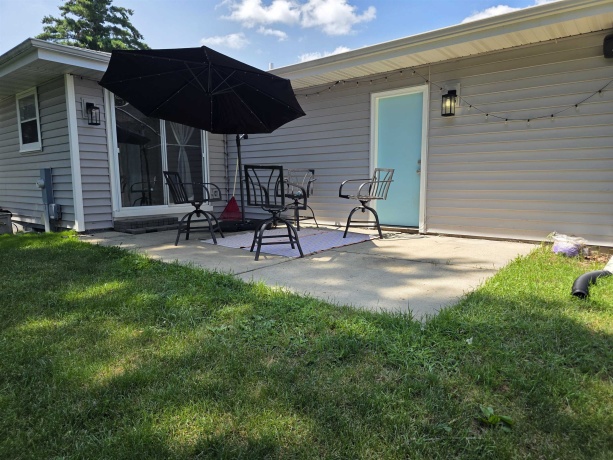 1431 Chatham, JANESVILLE, Wisconsin 53546, 3 Bedrooms Bedrooms, ,1 BathroomBathrooms,House,For Sale,Chatham,202604812