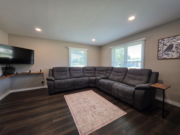 1431 Chatham, JANESVILLE, Wisconsin 53546, 3 Bedrooms Bedrooms, ,1 BathroomBathrooms,House,For Sale,Chatham,202604812