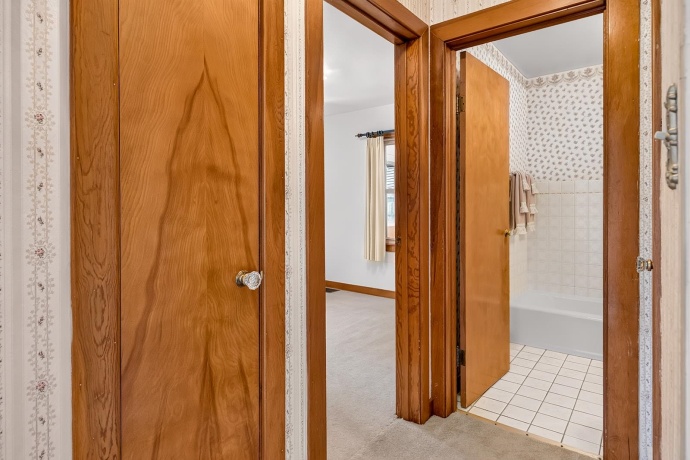 128 WARREN, ROCKFORD, Illinois 61107, 2 Bedrooms Bedrooms, ,1 BathroomBathrooms,House,For Sale,WARREN,202604813