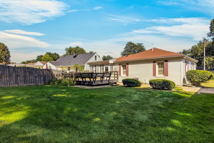 128 WARREN, ROCKFORD, Illinois 61107, 2 Bedrooms Bedrooms, ,1 BathroomBathrooms,House,For Sale,WARREN,202604813