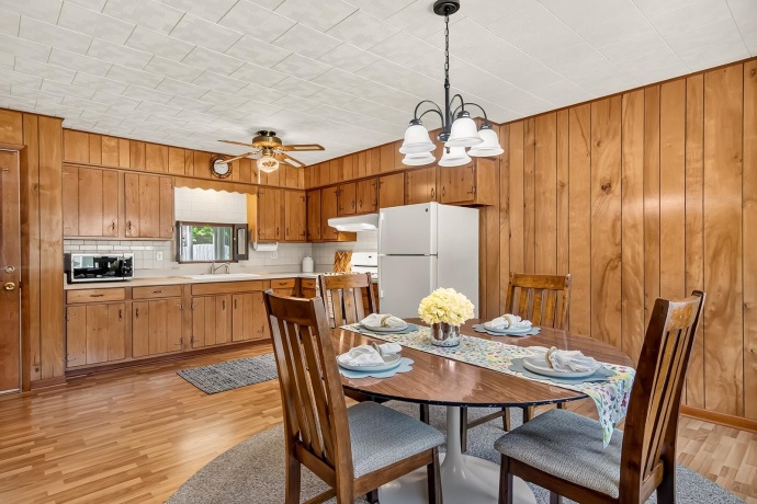 128 WARREN, ROCKFORD, Illinois 61107, 2 Bedrooms Bedrooms, ,1 BathroomBathrooms,House,For Sale,WARREN,202604813