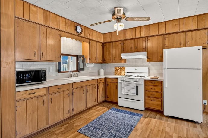 128 WARREN, ROCKFORD, Illinois 61107, 2 Bedrooms Bedrooms, ,1 BathroomBathrooms,House,For Sale,WARREN,202604813