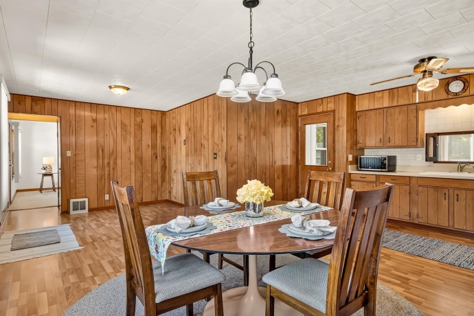 128 WARREN, ROCKFORD, Illinois 61107, 2 Bedrooms Bedrooms, ,1 BathroomBathrooms,House,For Sale,WARREN,202604813