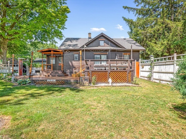 301 Grand, LOVES PARK, Illinois 61111, 2 Bedrooms Bedrooms, ,1 BathroomBathrooms,House,For Sale,Grand,202604301