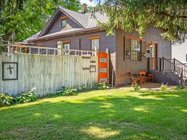 301 Grand, LOVES PARK, Illinois 61111, 2 Bedrooms Bedrooms, ,1 BathroomBathrooms,House,For Sale,Grand,202604301