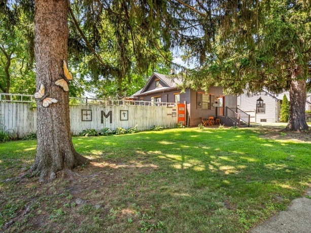 301 Grand, LOVES PARK, Illinois 61111, 2 Bedrooms Bedrooms, ,1 BathroomBathrooms,House,For Sale,Grand,202604301