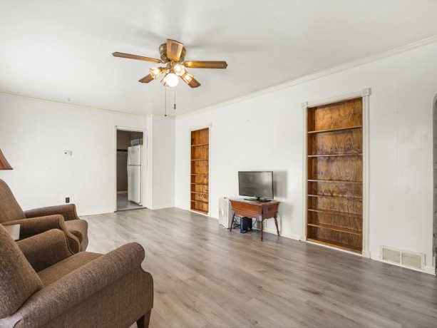 301 Grand, LOVES PARK, Illinois 61111, 2 Bedrooms Bedrooms, ,1 BathroomBathrooms,House,For Sale,Grand,202604301