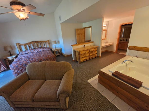 2643 Rte 178, Utica, Illinois 61373, 2 Bedrooms Bedrooms, ,2 BathroomsBathrooms,Condominium,For Sale,Rte 178,202604817