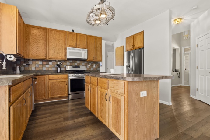 5474 WATERS BEND, BELVIDERE, Illinois 61008, 4 Bedrooms Bedrooms, ,2 BathroomsBathrooms,House,For Sale,WATERS BEND,202604820