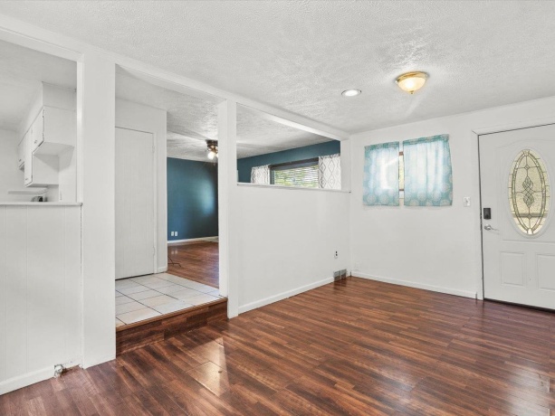 401 Belting, MACHESNEY PARK, Illinois 61115, 4 Bedrooms Bedrooms, ,1 BathroomBathrooms,House,For Sale,Belting,202604821