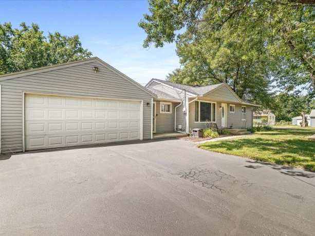 401 Belting, MACHESNEY PARK, Illinois 61115, 4 Bedrooms Bedrooms, ,1 BathroomBathrooms,House,For Sale,Belting,202604821