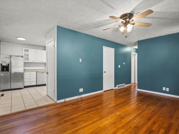 401 Belting, MACHESNEY PARK, Illinois 61115, 4 Bedrooms Bedrooms, ,1 BathroomBathrooms,House,For Sale,Belting,202604821