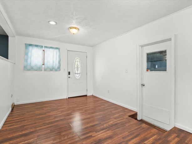 401 Belting, MACHESNEY PARK, Illinois 61115, 4 Bedrooms Bedrooms, ,1 BathroomBathrooms,House,For Sale,Belting,202604821