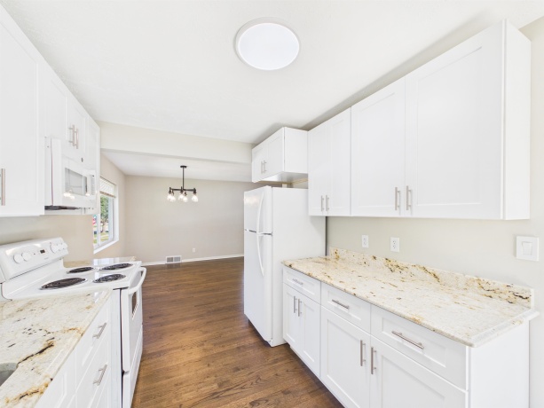 103 Skylark, ROCKFORD, Illinois 61107, 3 Bedrooms Bedrooms, ,1 BathroomBathrooms,House,For Sale,Skylark,202604823