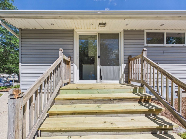 103 Skylark, ROCKFORD, Illinois 61107, 3 Bedrooms Bedrooms, ,1 BathroomBathrooms,House,For Sale,Skylark,202604823