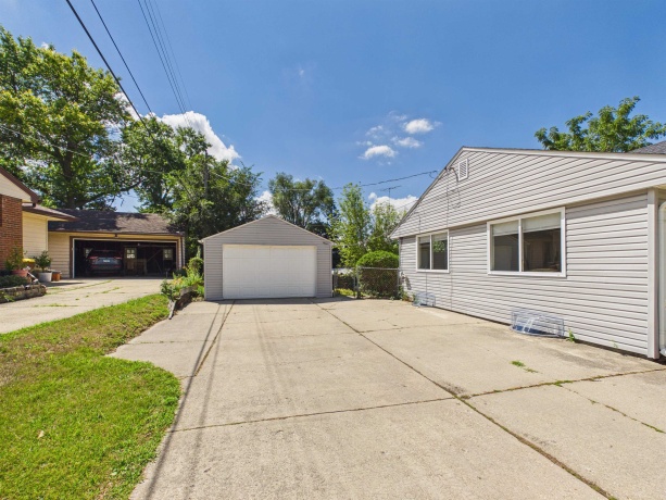 103 Skylark, ROCKFORD, Illinois 61107, 3 Bedrooms Bedrooms, ,1 BathroomBathrooms,House,For Sale,Skylark,202604823