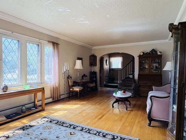 901 Parkview, ROCKFORD, Illinois 61107, 4 Bedrooms Bedrooms, ,1 BathroomBathrooms,House,For Sale,Parkview,202604825
