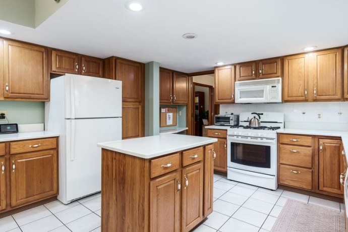 3342 Montlake, ROCKFORD, Illinois 61114, 4 Bedrooms Bedrooms, ,2 BathroomsBathrooms,House,For Sale,Montlake,202604826