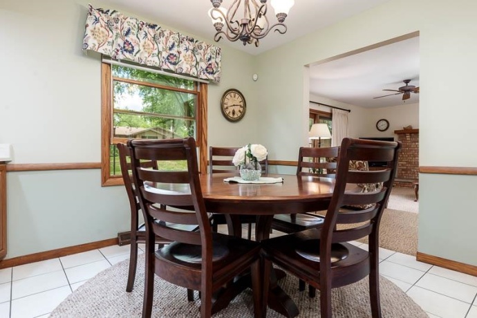 3342 Montlake, ROCKFORD, Illinois 61114, 4 Bedrooms Bedrooms, ,2 BathroomsBathrooms,House,For Sale,Montlake,202604826