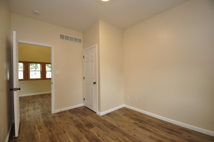 307 LaRue, Streator, Illinois 61364, 2 Bedrooms Bedrooms, ,1 BathroomBathrooms,House,For Sale,LaRue,202603364