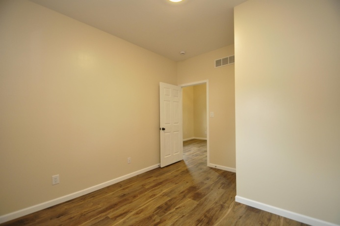 307 LaRue, Streator, Illinois 61364, 2 Bedrooms Bedrooms, ,1 BathroomBathrooms,House,For Sale,LaRue,202603364