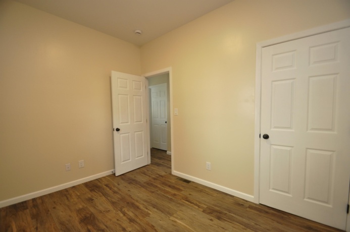 307 LaRue, Streator, Illinois 61364, 2 Bedrooms Bedrooms, ,1 BathroomBathrooms,House,For Sale,LaRue,202603364