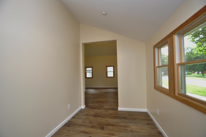 307 LaRue, Streator, Illinois 61364, 2 Bedrooms Bedrooms, ,1 BathroomBathrooms,House,For Sale,LaRue,202603364