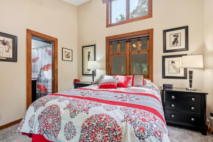 7 Harvest, GALENA, Illinois 61036, 3 Bedrooms Bedrooms, ,2 BathroomsBathrooms,House,For Sale,Harvest,202604827