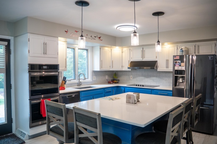 916 Town Line, LEAF RIVER, Illinois 61047, 4 Bedrooms Bedrooms, ,3 BathroomsBathrooms,House,For Sale,Town Line,202604828