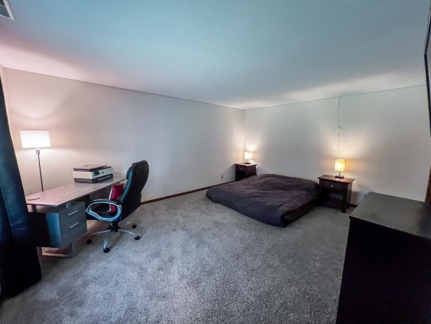 916 Town Line, LEAF RIVER, Illinois 61047, 4 Bedrooms Bedrooms, ,3 BathroomsBathrooms,House,For Sale,Town Line,202604828