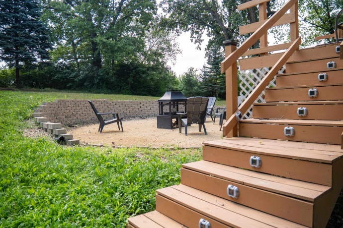 916 Town Line, LEAF RIVER, Illinois 61047, 4 Bedrooms Bedrooms, ,3 BathroomsBathrooms,House,For Sale,Town Line,202604828