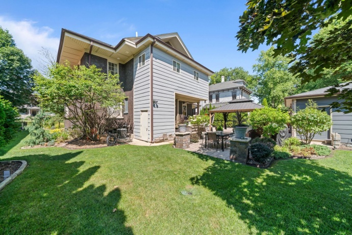 708 Seminary, ROCKFORD, Illinois 61104, 6 Bedrooms Bedrooms, ,3 BathroomsBathrooms,House,For Sale,Seminary,202604829