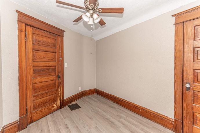 1207 Montague, ROCKFORD, Illinois 61102, 3 Bedrooms Bedrooms, ,1 BathroomBathrooms,House,For Sale,Montague,202604832