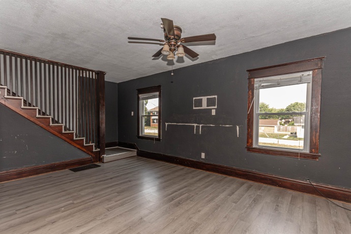 1207 Montague, ROCKFORD, Illinois 61102, 3 Bedrooms Bedrooms, ,1 BathroomBathrooms,House,For Sale,Montague,202604832