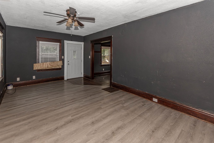 1207 Montague, ROCKFORD, Illinois 61102, 3 Bedrooms Bedrooms, ,1 BathroomBathrooms,House,For Sale,Montague,202604832