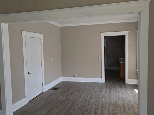 317 Hinkley, ROCKFORD, Illinois 61101, 2 Bedrooms Bedrooms, ,1 BathroomBathrooms,House,For Sale,Hinkley,202604830