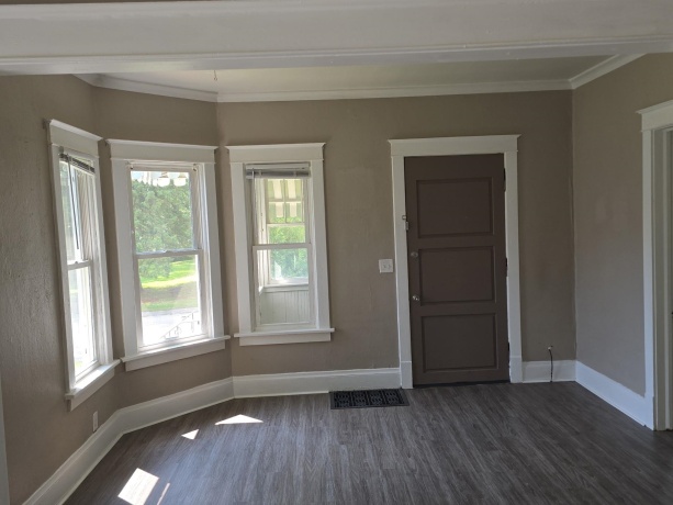 317 Hinkley, ROCKFORD, Illinois 61101, 2 Bedrooms Bedrooms, ,1 BathroomBathrooms,House,For Sale,Hinkley,202604830