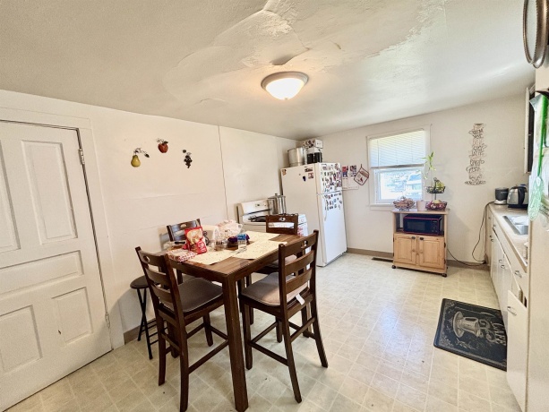 524 Harrison, BELVIDERE, Illinois 61008, ,3 - 4 Units,For Sale,Harrison,202604833