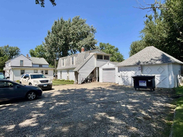 524 Harrison, BELVIDERE, Illinois 61008, ,3 - 4 Units,For Sale,Harrison,202604833
