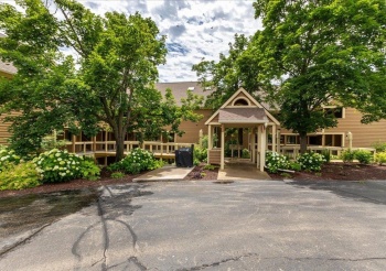 B2 Long Bay Point, GALENA, Illinois 61036, 1 Bedroom Bedrooms, ,1 BathroomBathrooms,Condominium,For Sale,Long Bay Point,202502274