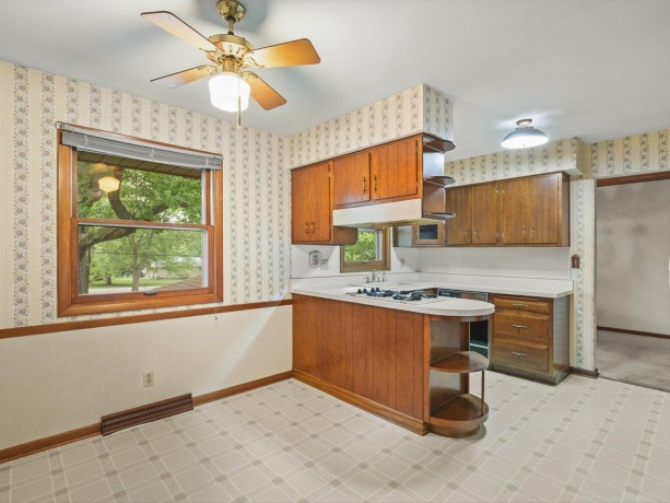 4367 Shorewood, ROCKFORD, Illinois 61101, 3 Bedrooms Bedrooms, ,2 BathroomsBathrooms,House,For Sale,Shorewood,202604463