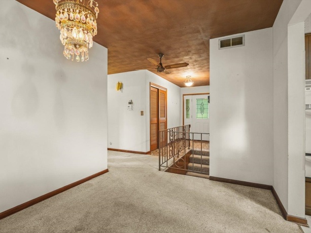 4367 Shorewood, ROCKFORD, Illinois 61101, 3 Bedrooms Bedrooms, ,2 BathroomsBathrooms,House,For Sale,Shorewood,202604463