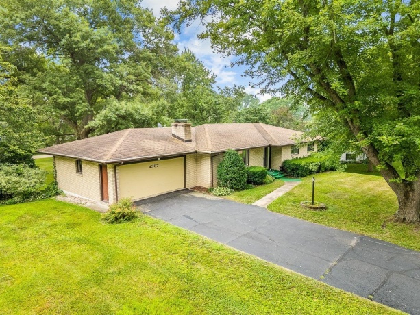4367 Shorewood, ROCKFORD, Illinois 61101, 3 Bedrooms Bedrooms, ,2 BathroomsBathrooms,House,For Sale,Shorewood,202604463