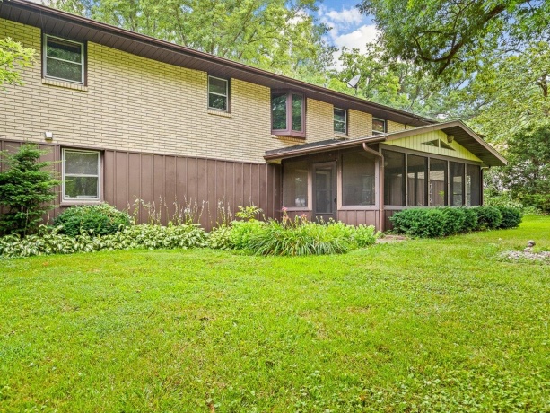 4367 Shorewood, ROCKFORD, Illinois 61101, 3 Bedrooms Bedrooms, ,2 BathroomsBathrooms,House,For Sale,Shorewood,202604463
