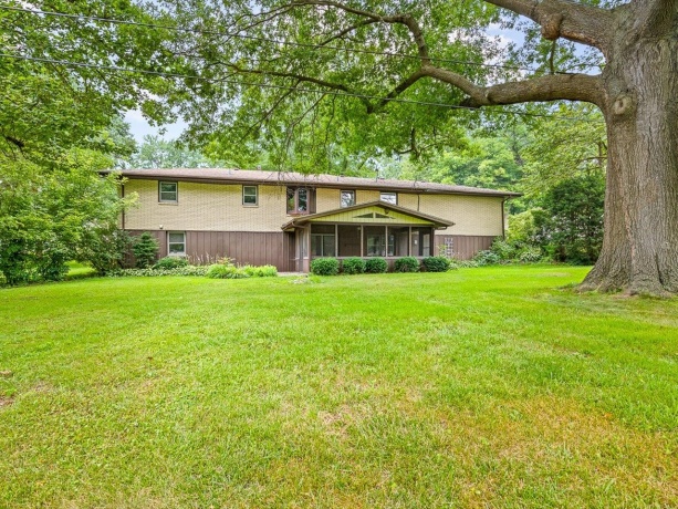 4367 Shorewood, ROCKFORD, Illinois 61101, 3 Bedrooms Bedrooms, ,2 BathroomsBathrooms,House,For Sale,Shorewood,202604463