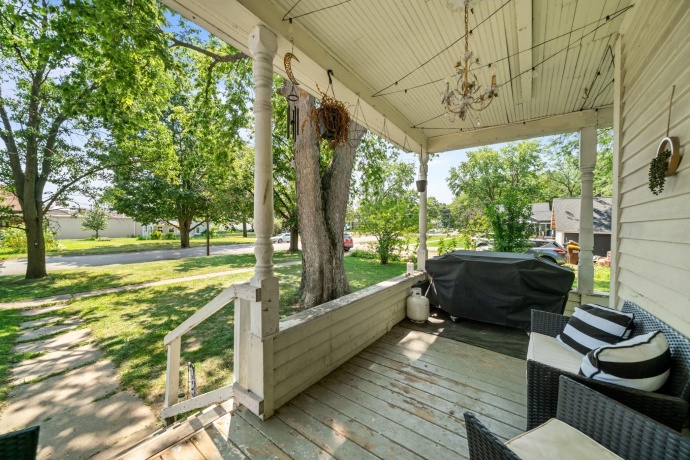 300 4TH, OREGON, Illinois 61061, 3 Bedrooms Bedrooms, ,1 BathroomBathrooms,House,For Sale,4TH,202604838