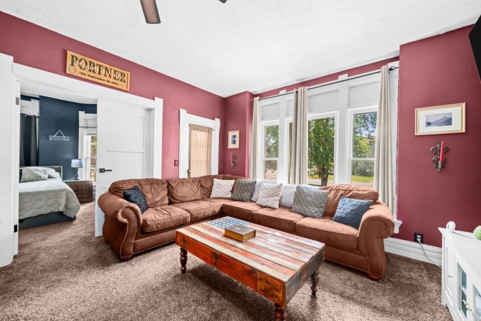 300 4TH, OREGON, Illinois 61061, 3 Bedrooms Bedrooms, ,1 BathroomBathrooms,House,For Sale,4TH,202604838