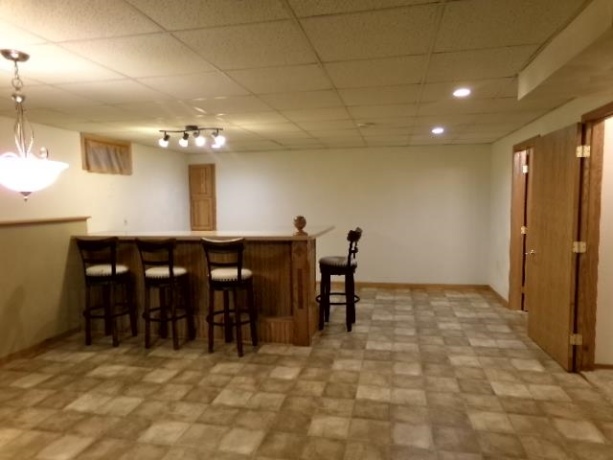 2080 Cherokee Ct., FREEPORT, Illinois 61032, 2 Bedrooms Bedrooms, ,3 BathroomsBathrooms,Condominium,For Sale,Cherokee Ct.,202604837