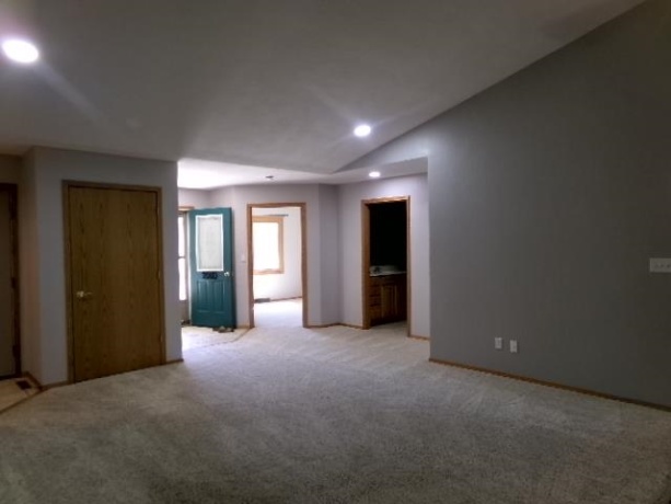 2080 Cherokee Ct., FREEPORT, Illinois 61032, 2 Bedrooms Bedrooms, ,3 BathroomsBathrooms,Condominium,For Sale,Cherokee Ct.,202604837